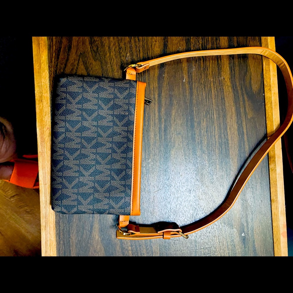 Micheal Kors belt bag